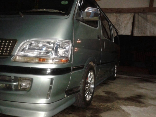 ขาย toyota hiace 2.8 (ช่วงยาว) สภาพสวยครับ รถบ้าน