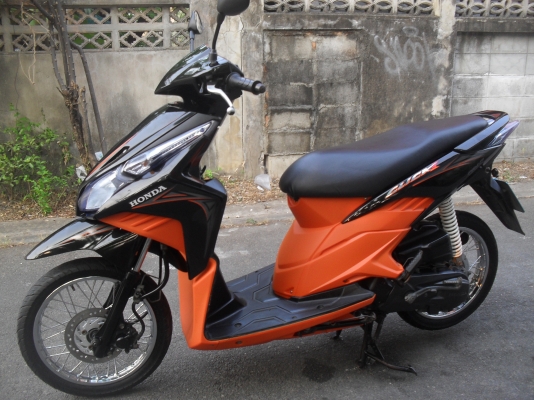 Honda click i เครื่องเดิมๆขายถูกๆ 0858080078