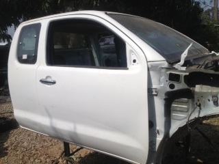 หัวเก๋ง โตโยต้า วีโก้ แช้ม (สมาร์ทแค็ป)ปี 2011-12 อุปกรณ์ครบ เอกสารพร้อม สภาพ 95\% ขายถูก ที่ ณ พาดกลอน กรู้ป โดย หมวดมินทร์ 086-4085619 สอบถามเพิ่มเติม 24 ชม