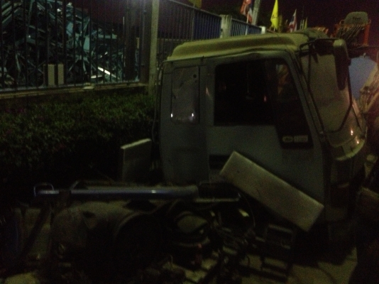 หัวเก๋ง อีซูซุ ร็อกกี้ 3 ใบปัด อุปกรณ์ครบ มีชุดล็อคหัว โช้คหัว หม้อกรองขนาดใหญ่่ ให้ด้วย ไม่ผุ ขายถูกๆ 55000 มินทร์ 086 4085619