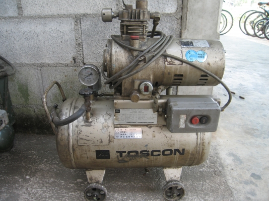 ขายปั๊มลมตัวเล็กนำเข้าจากญี่ปุ่นใช้ไฟ 110 w มีสองตัวราคา  2500-3500