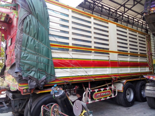 ขายดาวน์รถ 24 ล้อพ่วงแม่-ลูกดัมพ์ HINO MEGA 260 แรงม้าปี 2554 ซีรีย์500 ติดแก็ส 9 ถัง มีทั้งหมด 10 พ่วงเป็น 22 ล้ออยู่พ่วงเดียว ขายดาวน์พ่วงละ 800000