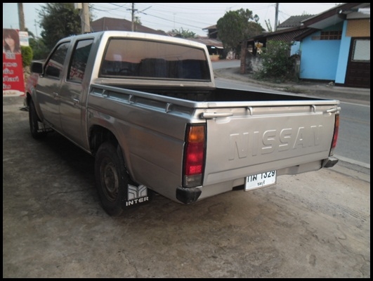 นิสสัน 4 ประตู สภาพสวยๆ