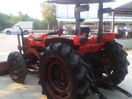 ขายรถไถ Kubota M5000 (4WD) พร้อมดันหน้า