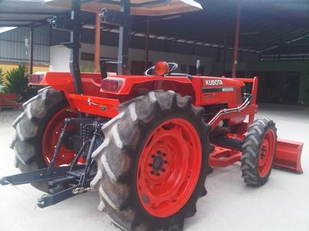 ขายรถไถ Kubota M5000 (4WD) พร้อมดันหน้า