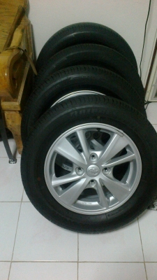 ยางพร้อมแม็กรถป้ายแดง Toyota Avanza