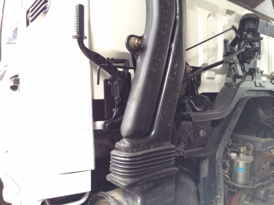 ขาย10ล้อ1เพลา isuzu deca fvm33m เครื่อง6hh1 195แรง ขาย10ล้อ1เพลา isuzu deca fvm33m เครื่อง6hh1 195แรง