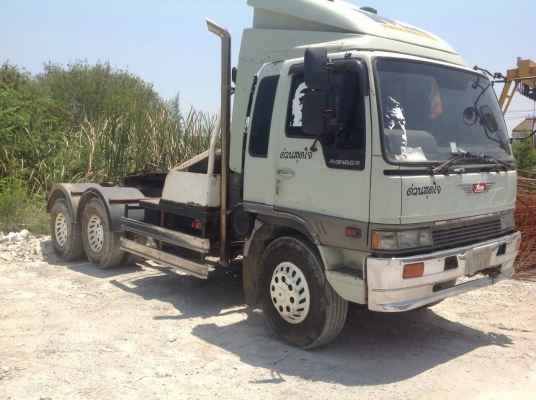 ขายรถบรรทุกเทนเลอร์ Hino  2เพลา มีทะเบียน