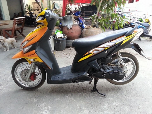 ฮอนด้าคลิก