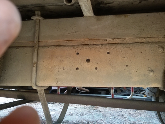 ขายรถ HINO KM545 เครื่่อง WO4D 117 แรงม้า มี 3 คัน ให้เลือก