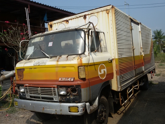 ขายรถ HINO KM545 เครื่่อง WO4D 117 แรงม้า มี 3 คัน ให้เลือก