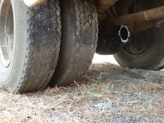 ขายรถ HINO KM545 เครื่่อง WO4D 117 แรงม้า มี 3 คัน ให้เลือก