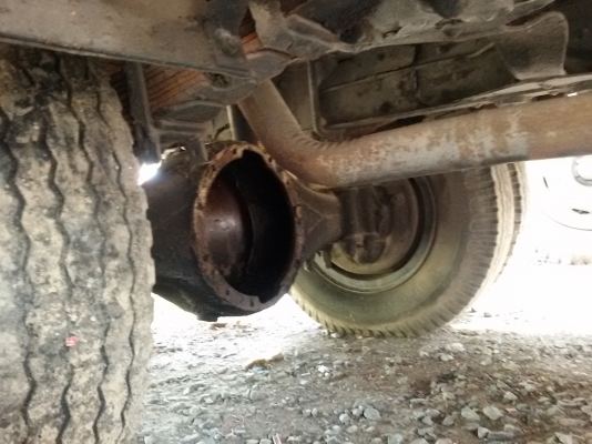 ขายรถ HINO KM545 เครื่่อง WO4D 117 แรงม้า มี 3 คัน ให้เลือก