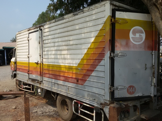 ขายรถ HINO KM545 เครื่่อง WO4D 117 แรงม้า มี 3 คัน ให้เลือก