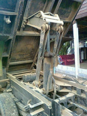 ขายดัมพ์ร็อกกี้ 195 พ.เพาเวอร์ เบรกทิฟฟี่ แอร์เย็น เครื่องเสียงกระหึ่ม สภาพพร้อมใช้ เอกสารพร้อมโอน