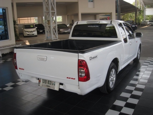 Dmax cab ปี 2008 2.5 slx สีขาว Dmax cab ปี 2008 2.5 slx สีขาว