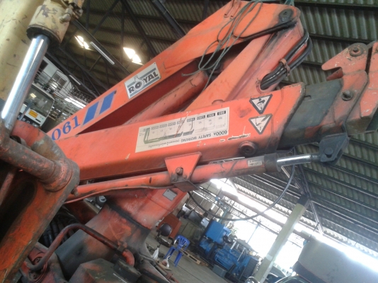 ขายเฮี๊ยบพับ Royal ขนาด 6 ตัน ด่วน!