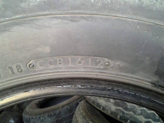 ขายยางกะบะ ขอบ15*4000สภาพดีปีใหม่ กับ กะทะล้อใหม่