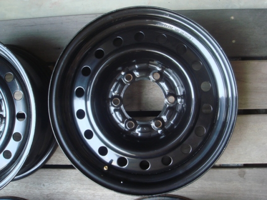 ขายล้อกะทะเหล็กขอบ16 6รู139 x 7นิ้วครับ 1ชุด4วงครับเก่าญี่ปุ่น ขายล้อกะทะเหล็กขอบ16 6รู139 x 7นิ้วครับ 1ชุด4วงครับเก่าญี่ปุ่น