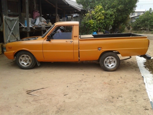 รถกระบะดัชสัน แฟมิเลีย ติดแก็สแล้วครับ ทะเบียนขาด5ปี