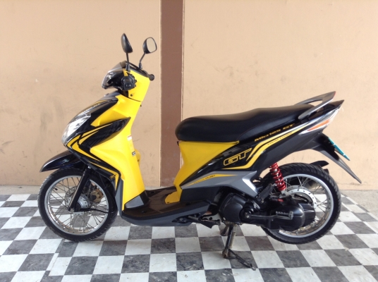 (((อยู่บางแสนคับ))) ขาย!!!ยามาฮ่ามีโอ125cc ปี54 รถเครื่องดีคับ มีเล่มทะเบียนครบ ภาษีไม่หมด