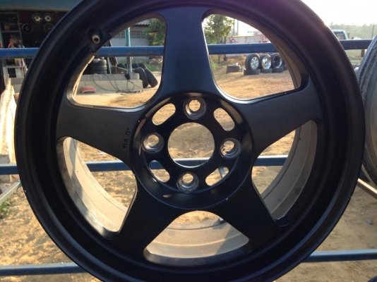 ขายครับ ขอบ15  รู 100  089-1757535