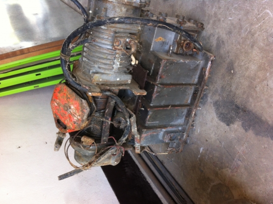 รอกสลิงไฟฟ้ามิตซูบิชิ ไม่ทราบว่ายกได้กี่ต้น