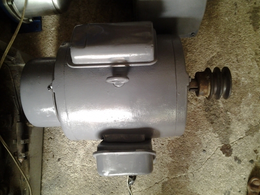 ขาย !! มอเตอร์ 3 hp. 220v. รอบ 1400 ยี่ห้อ ฮิตาชิ พร้อมใช้งาน