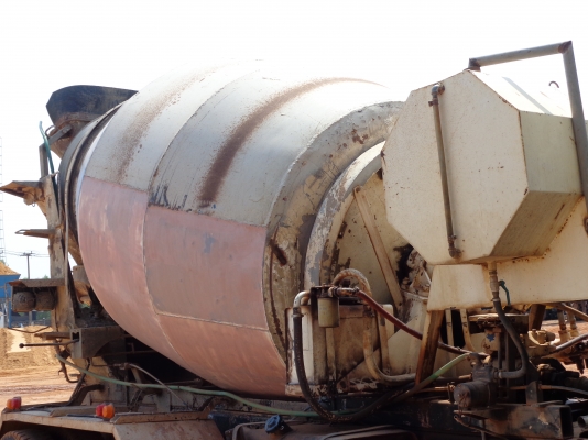 ประกาศ!! ขาย ลูกโม่รถปูน สภาพดี ขนาด 5 คิว ราคาต่อรองได้