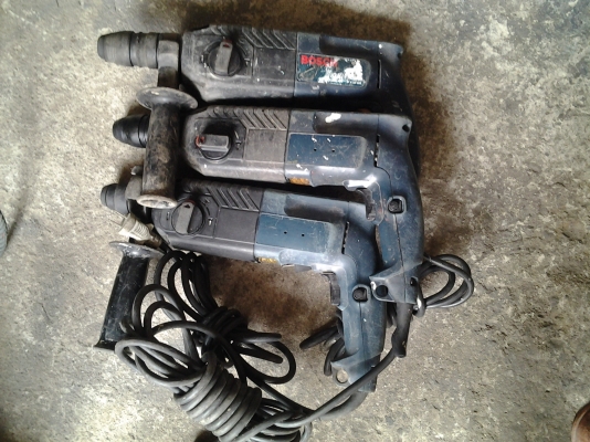 ขาย !! สว่านโรตารี่ bosch 2-24 3ระบบ ถอดหัวได้ พร้อมใช้งาน