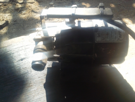 ปั๊มสูบจ่ายดีเซล ARWANA เซฟว์ไพรมิ่ง ใช้ไฟ 220 V. พร้อมใช้