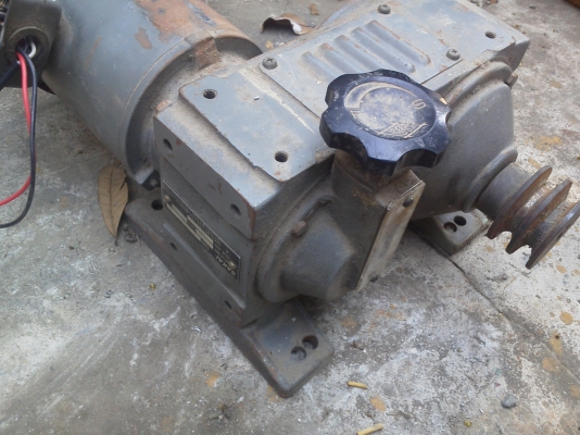 (ต่อไฟเดินเครื่องให้ดู) ชุดมอเตอร์ทดแบบใช้สายพานขับไม่ต้องมีห้องเกียร์ ไม่มีน้ำมัม พร้อมมอเตอร์ขนาด 400 W. สามารถปรับรอบ