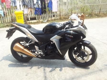 CBR250 ปี10 สีดำ 65000 บาท