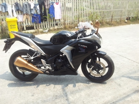 CBR250 ปี10 สีดำ 65000 บาท