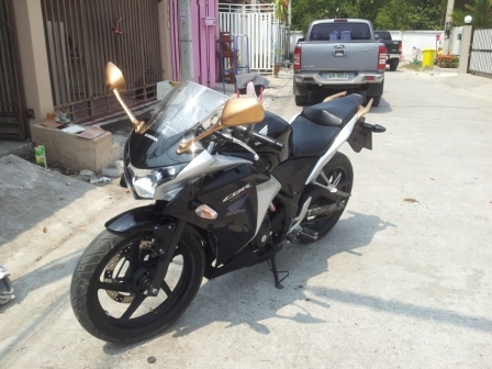 CBR250 ปี10 สีดำ 65000 บาท