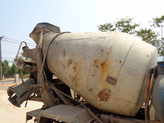 ประกาศ!! ขาย ลูกโม่รถปูน สภาพดี พร้อมใช้งาน ขนาด 2.50 คิว ราคาต่อรองได้