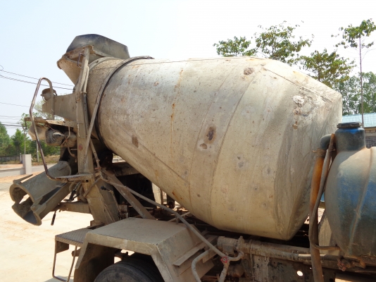 ประกาศ!! ขาย ลูกโม่รถปูน สภาพดี พร้อมใช้งาน ขนาด 2.50 คิว ราคาต่อรองได้