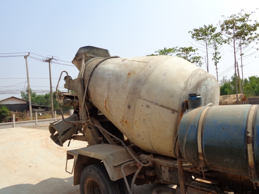 ประกาศ!! ขาย ลูกโม่รถปูน สภาพดี พร้อมใช้งาน ขนาด 2.50 คิว ราคาต่อรองได้