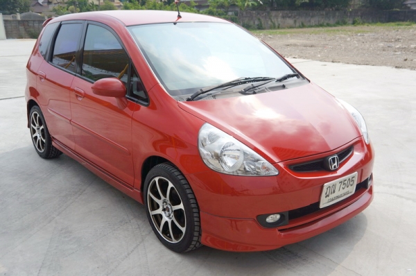 HONDA JAZZ 04 AUTO ARIBAG คู่ ABS รถสวย ล้อ MAX แอรเย็น เครื่องดี กระจกไฟฟ้า สีสวย รถพร้อมใช้งาน ฟรีดาวน์ จัดไฟแนนได้เต็ม