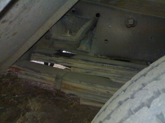 ขายสี่ล้อห้างISUZUปี50ตู้