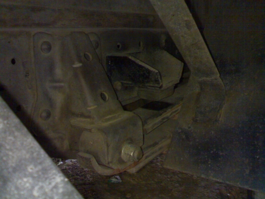 ขายสี่ล้อห้างISUZUปี50ตู้