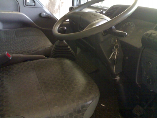 ขายสี่ล้อห้างISUZUปี50ตู้