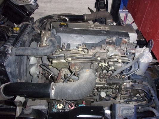 ขาย 6ล้อ อีซูซุ NQR 150 แรง ยาว 5.50 ปี 2004 สภาพสวยเดิมเครื่องดี พร้อมใช้งาน ชมก่อนได้ครับ สนใจติดต่อ 081-9425443