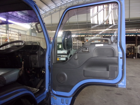 ขาย 6ล้อ อีซูซุ NQR 150 แรง ยาว 5.50 ปี 2004 สภาพสวยเดิมเครื่องดี พร้อมใช้งาน ชมก่อนได้ครับ สนใจติดต่อ 081-9425443