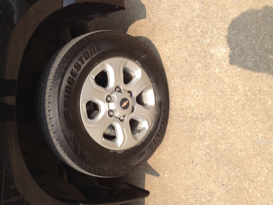 COLORADO 2.5 LT DURAMAX ใหม่เอี่ยม สีดำ ต้องการขาย