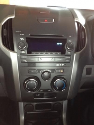 COLORADO 2.5 LT DURAMAX ใหม่เอี่ยม สีดำ ต้องการขาย