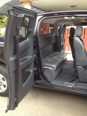 COLORADO 2.5 LT DURAMAX ใหม่เอี่ยม สีดำ ต้องการขาย