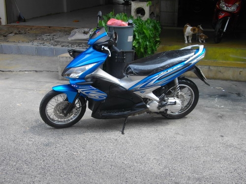 ขาย Honda Airblade สีน้ำเงิน-เทา สวยสุภาพ เครื่องเดิมดียอดเยี่ยม ราคา 16000 บาท