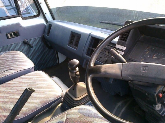 ขาย 10ล้อ ISUZU 240F หัวขาวเครื่องส้มเกียร์บิด