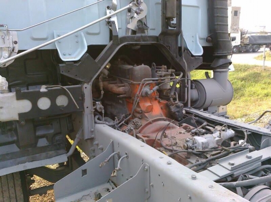 ขาย 10ล้อ ISUZU 240F หัวขาวเครื่องส้มเกียร์บิด ขาย 10ล้อ ISUZU 240F หัวขาวเครื่องส้มเกียร์บิด